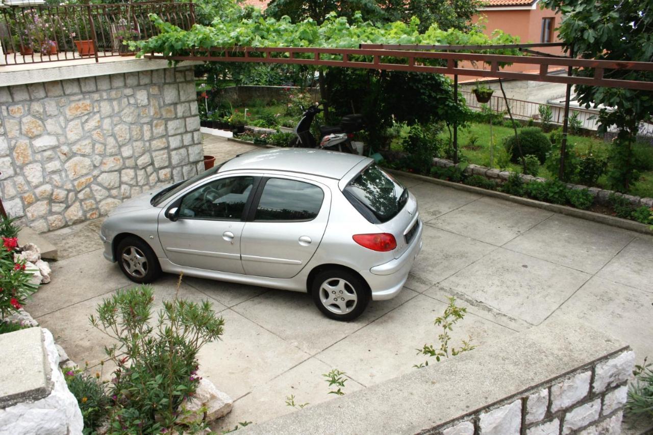 Apartments with a parking space Novi Vinodolski - 5525 Zewnętrze zdjęcie